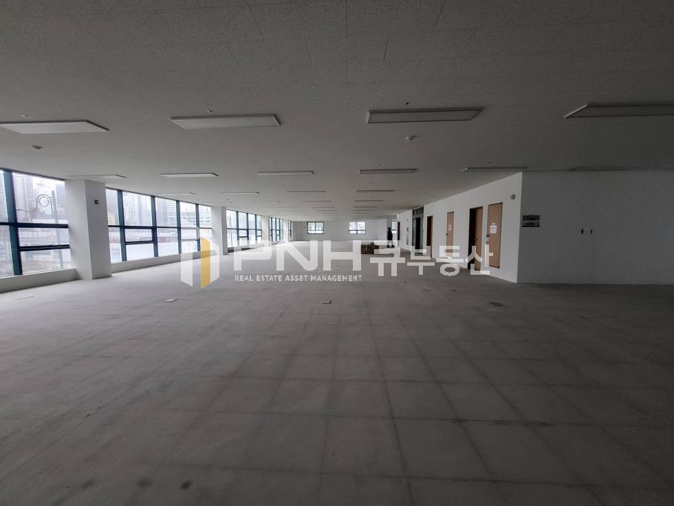 경기 안양동안구 관양동 의왕 오전동 3개층 약 530평 의료시설 , 사무실, 공장등 다양한임대가능 월세 매물번호 11190 사진 9