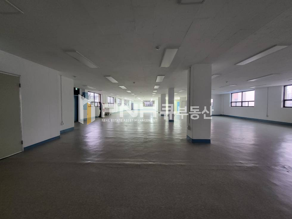 경기 의왕시 오전동 의왕 오전동 위치한 전용200평 가성비 최고의 저렴한 공장,창고 공간임대 월세 매물번호 11191 사진 4