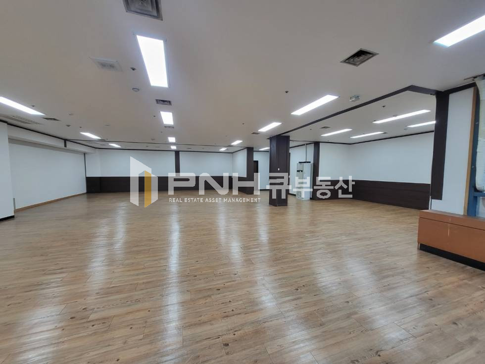 경기 안양동안구 관양동 평촌역 초 역세권 중소형사무실 , 손님주차가능, 공실 월세 매물번호 11199 사진 1