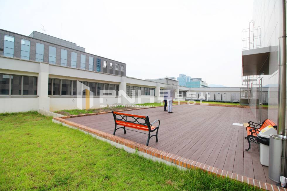 경기 안양동안구 관양동 평촌스마트스퀘어 전용200평 화물승강기유 고급형사옥 내 사무실임대 월세 매물번호 10585 사진 11
