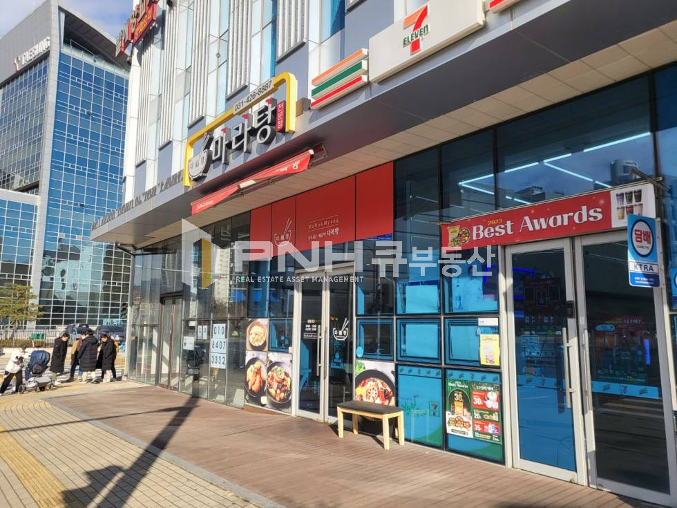 경기 안양동안구 관양동 1층 코너 귀한 대형 평수, 손님 주차 2시간 무료 아주 편리, 깨끗한 건물 월세 매물번호 11209 사진 3