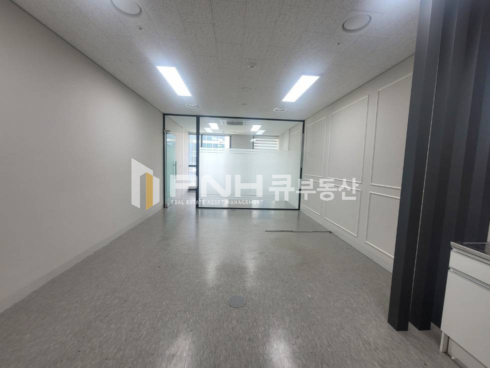 경기 광명시 일직동 인테리어 되어 있는 소형 사무실, 광명역 도보 5분 역세권 사무 실 월세 매물번호 11214 사진 4