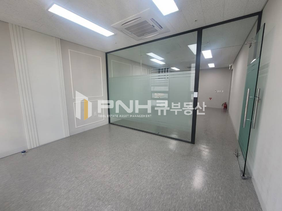 경기 광명시 일직동 인테리어 되어 있는 소형 사무실, 광명역 도보 5분 역세권 사무 실 월세 매물번호 11214 사진 7