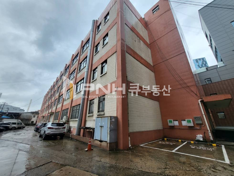 경기 안양동안구 관양동 주차가 매우 편리한 매우 저렴한 창고 월세 매물번호 11185 사진 2