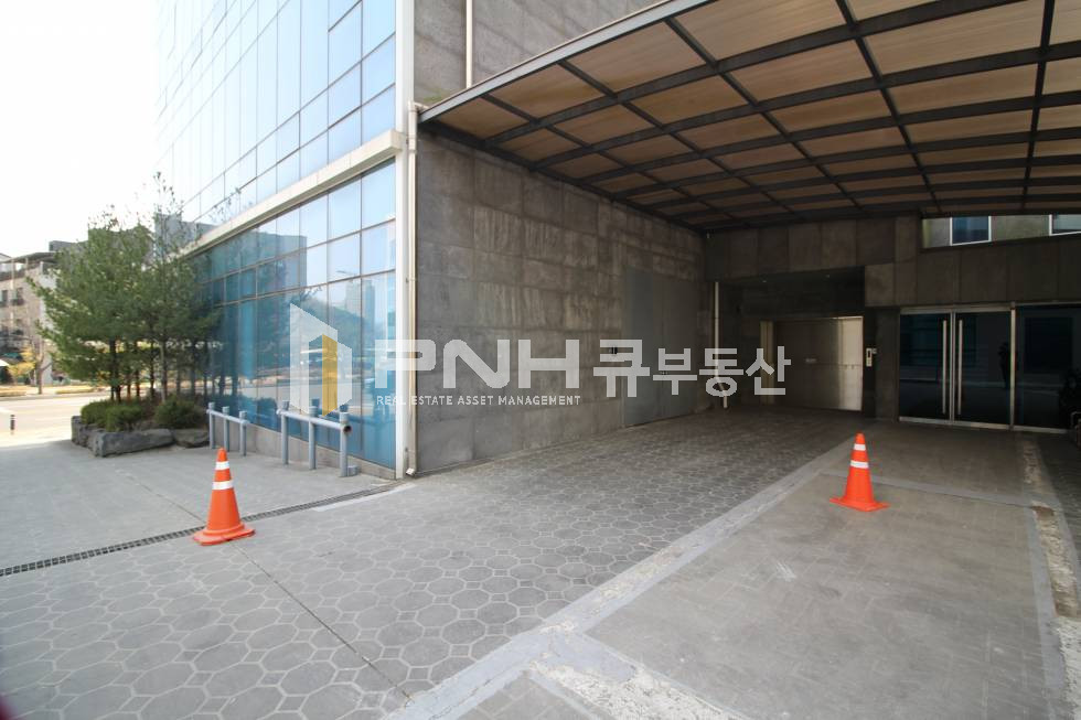 경기 안양동안구 관양동 동편마을 신축 급 사옥 내 전용80평 고급형 룸4 갖춘 추천 사무실 임대 월세 매물번호 10895 사진 12