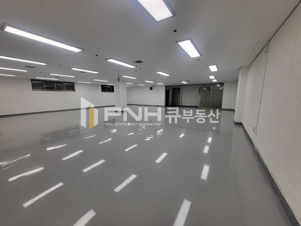 경기 안양동안구 관양동 베란다, 창고, LED조명, 사진 속 그대로,화물 및 인승 엘레베이터 아주 편리 월세 매물번호 11217 사진 4