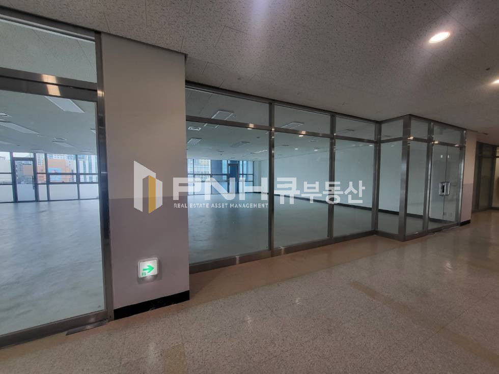 경기 안양동안구 관양동 역세권 저렴한사무실, 테라스있음, 깨끗한 건물, 원복완료 월세 매물번호 11219 사진 4