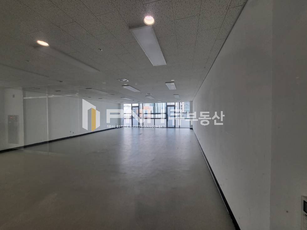 경기 안양동안구 관양동 역세권 저렴한사무실, 테라스있음, 깨끗한 건물, 원복완료 월세 매물번호 11219 사진 7