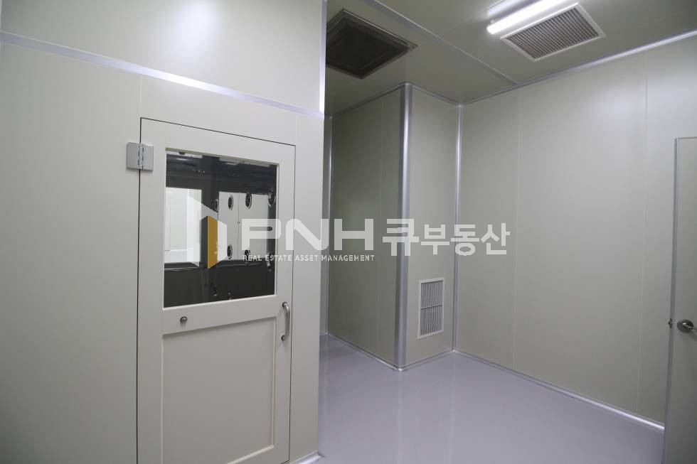 경기 안양동안구 관양동 평촌스마트스퀘어 대형사옥 내 사무실 전용110평 임대 월세 매물번호 11231 사진 4