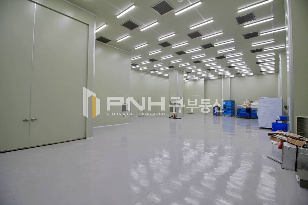 경기 안양동안구 관양동 평촌스마트스퀘어 대형사옥 내 사무실 전용110평 임대 월세 매물번호 11231 사진 9