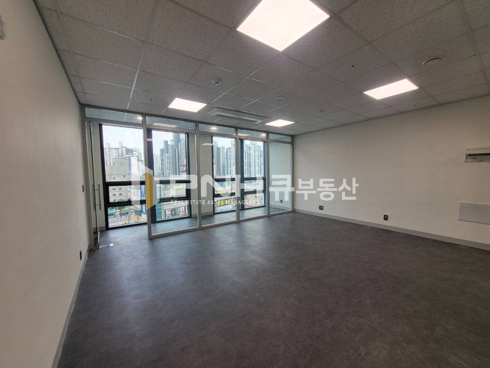 경기 안양동안구 평촌동 라이브오피스,냉장고,인덕션,에어컨,업무지원시설 월세 매물번호 11237 사진 2