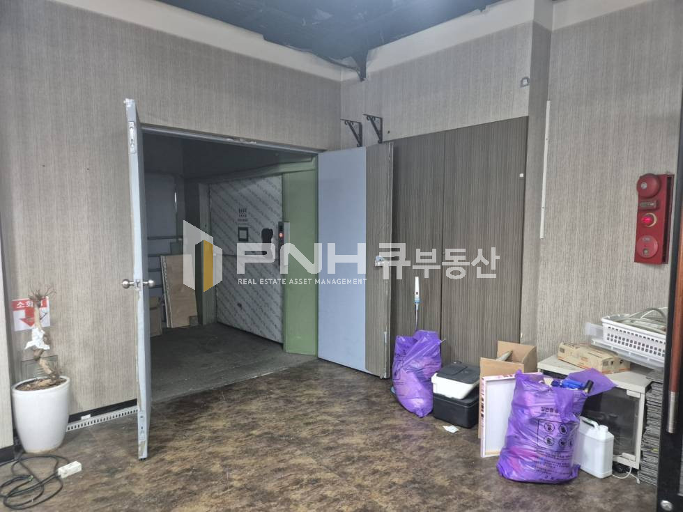 경기 군포시 금정동 지하철10분거리,인테리어있음, 실90,인승엘레베이터,화물엘레베이터,주차가능 월세 매물번호 11245 사진 5