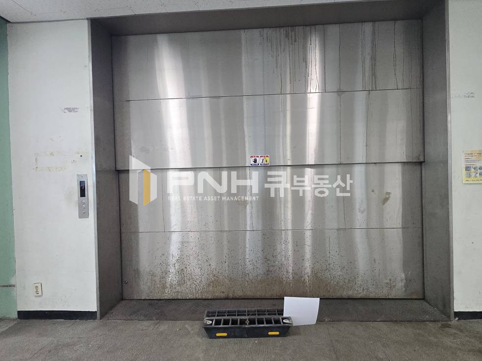 경기 안양만안구 안양동 명학역 역세권 1층 공장 층고7m 호이스트 2.8t 3대 갖춘 대형공장임대 월세 매물번호 11120 사진 3