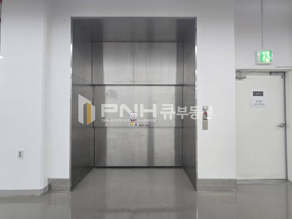 경기 안양동안구 관양동 평촌스마트스퀘어 전용 230평 대형면적 역세권 사옥내 공장,연구소,사무실 추천 월세 매물번호 11263 사진 6
