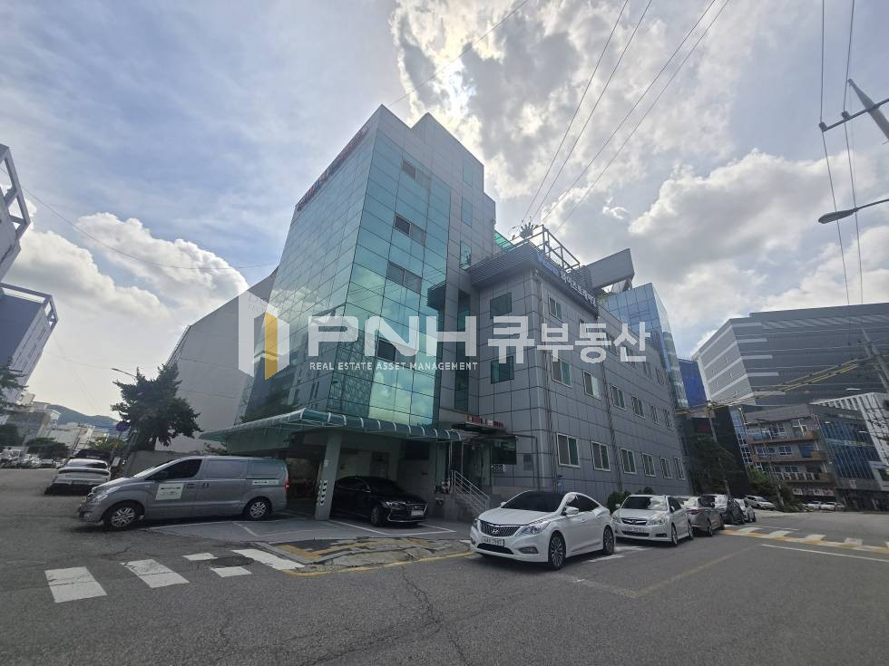 경기 안양동안구 관양동 전용104평,1층 대형 출입문으로 화물 진출입 편리, 천정형냉난방기 설치 월세 매물번호 11284 사진 5