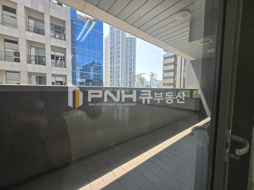 경기 안양동안구 관양동 평촌스마트스퀘어 전용178평 한개층전체 냉난방기유 화물승강기유 월세 매물번호 11259 사진 8