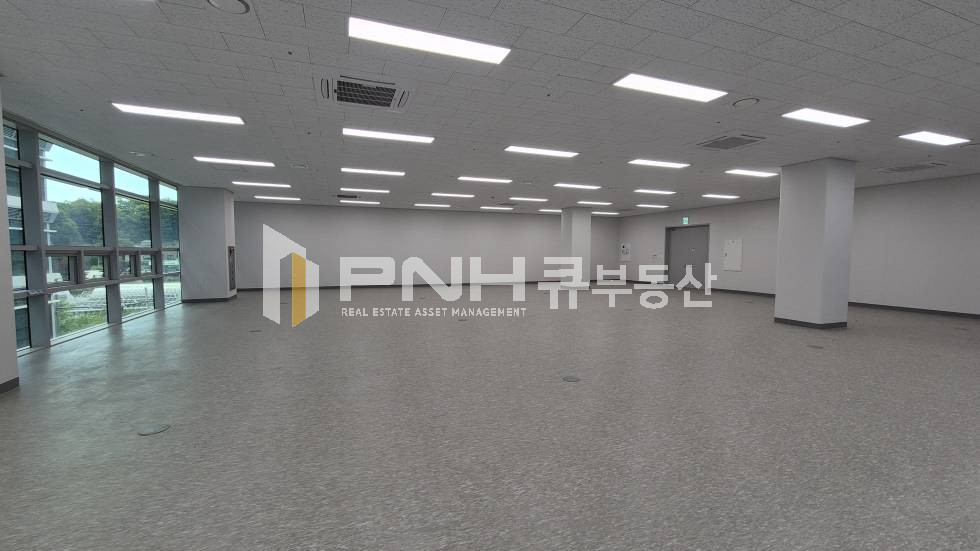 경기 과천시 갈현동 과천지식정보타운 어반허브 전용132평 가성비 좋은 사무실임대 월세 매물번호 11352 사진 2
