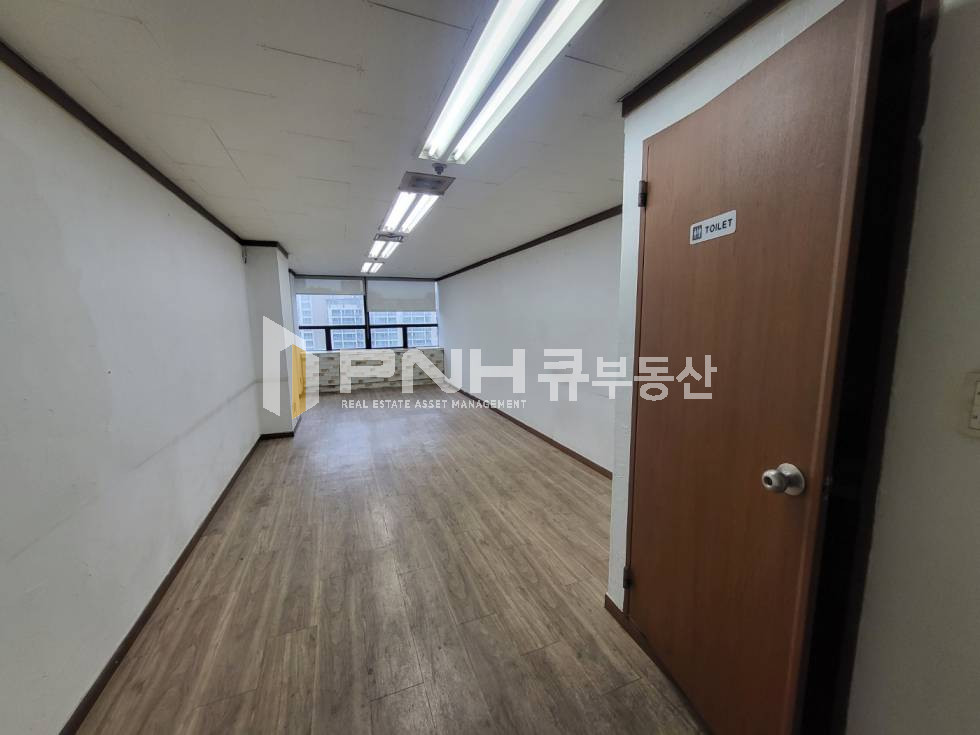 경기 안양만안구 안양동 명학역 도보 5분 초 역세권 소형 사무실, 매우 저렴, 월세 매물번호 11198 사진 1