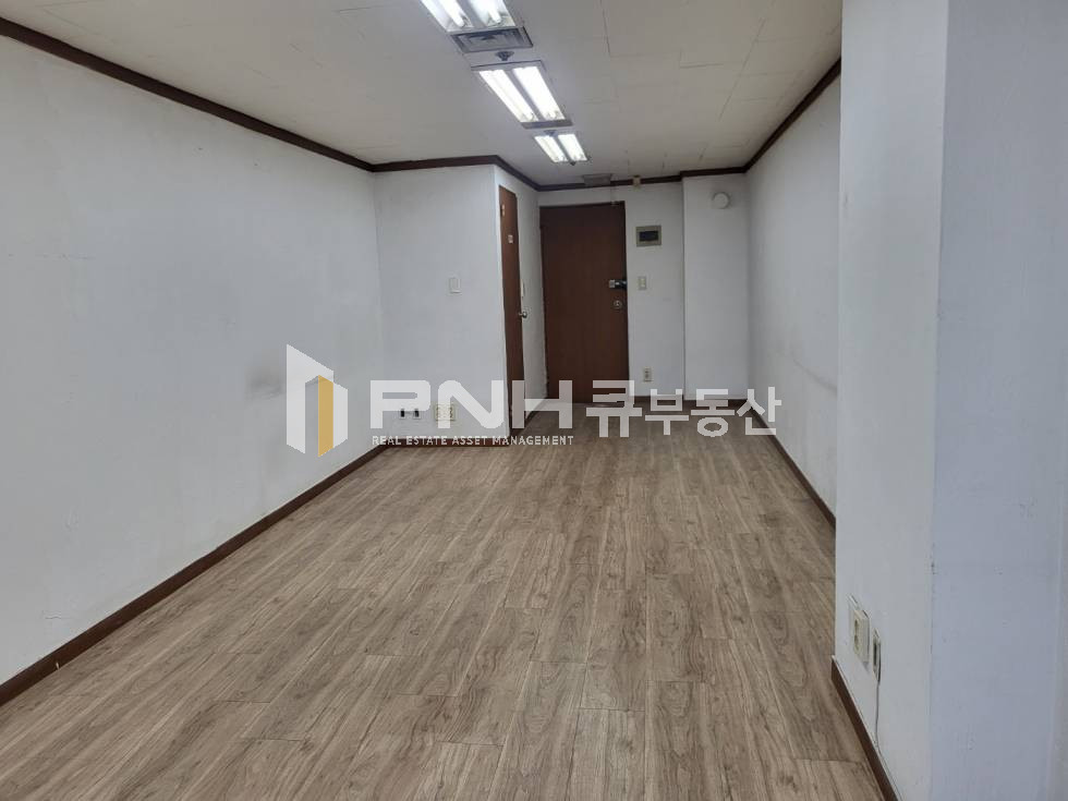 경기 안양만안구 안양동 명학역 도보 5분 초 역세권 소형 사무실, 매우 저렴, 월세 매물번호 11198 사진 5