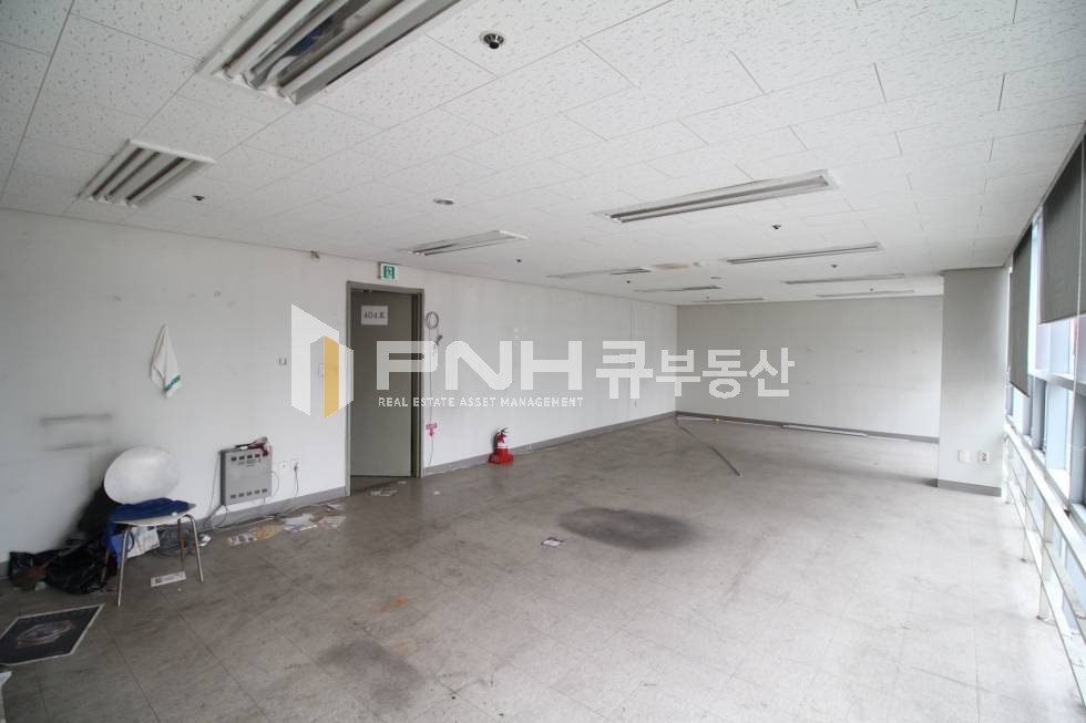 경기 안양동안구 관양동 평촌역 초역세권 전용18평 대로변사무실 월세 매물번호 10399 사진 3