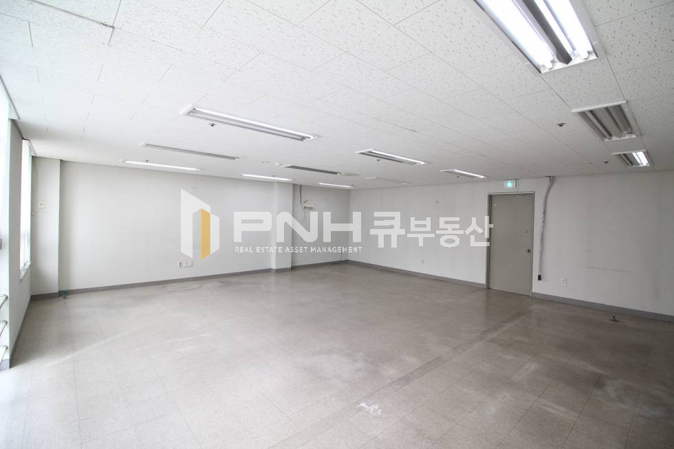 경기 안양동안구 관양동 법무,세무 사무실 전용18평 평촌역 역세권 월세 매물번호 10400 사진 4