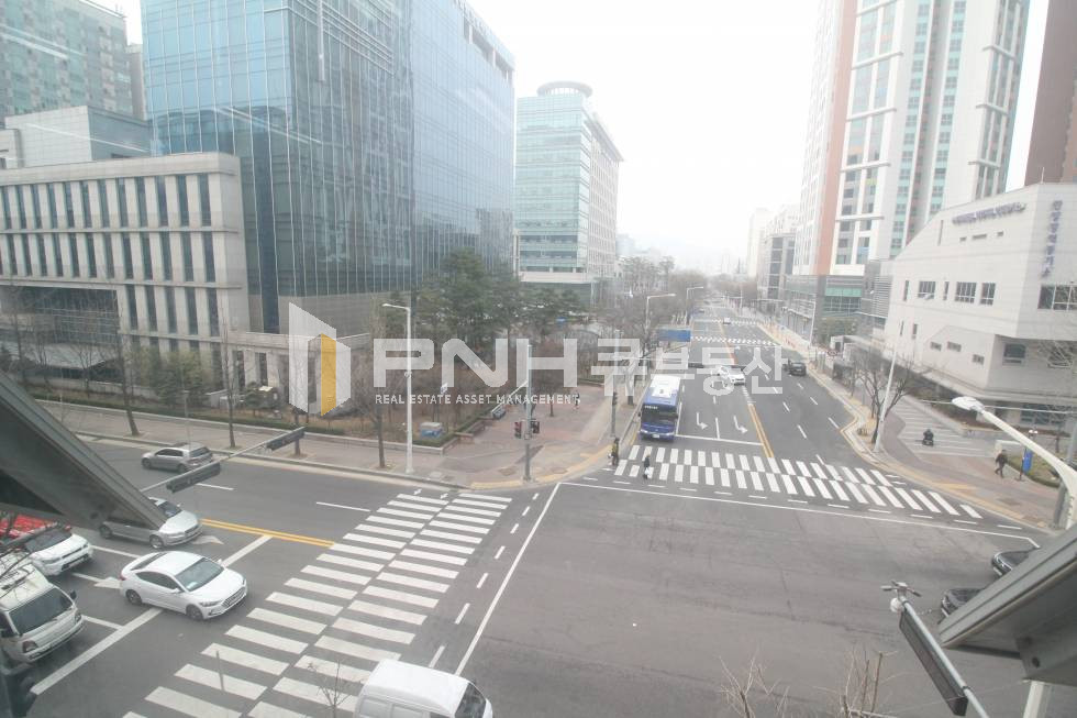 경기 안양동안구 관양동 평촌역 대로변 전용18평 중소형사무실 추천 월세 매물번호 10401 사진 7