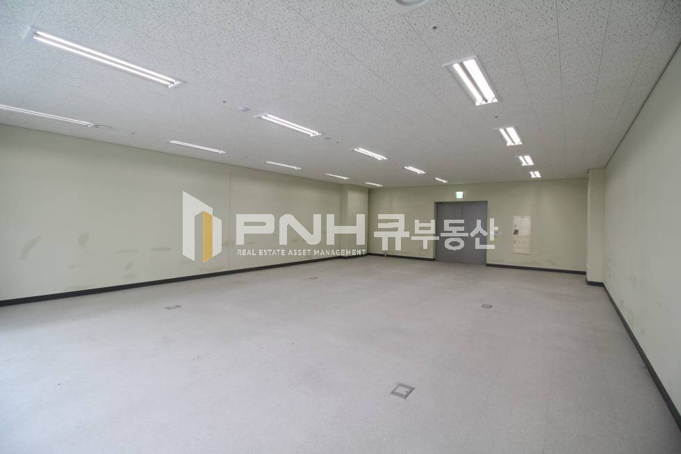 경기 안양동안구 관양동 평촌하이필드 32평 복층가능한 높은층고 월세 매물번호 10390 사진 5