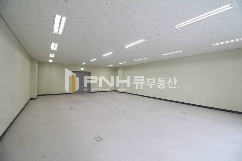 경기 안양동안구 관양동 평촌하이필드 32평 복층가능한 높은층고 월세 매물번호 10390 사진 7