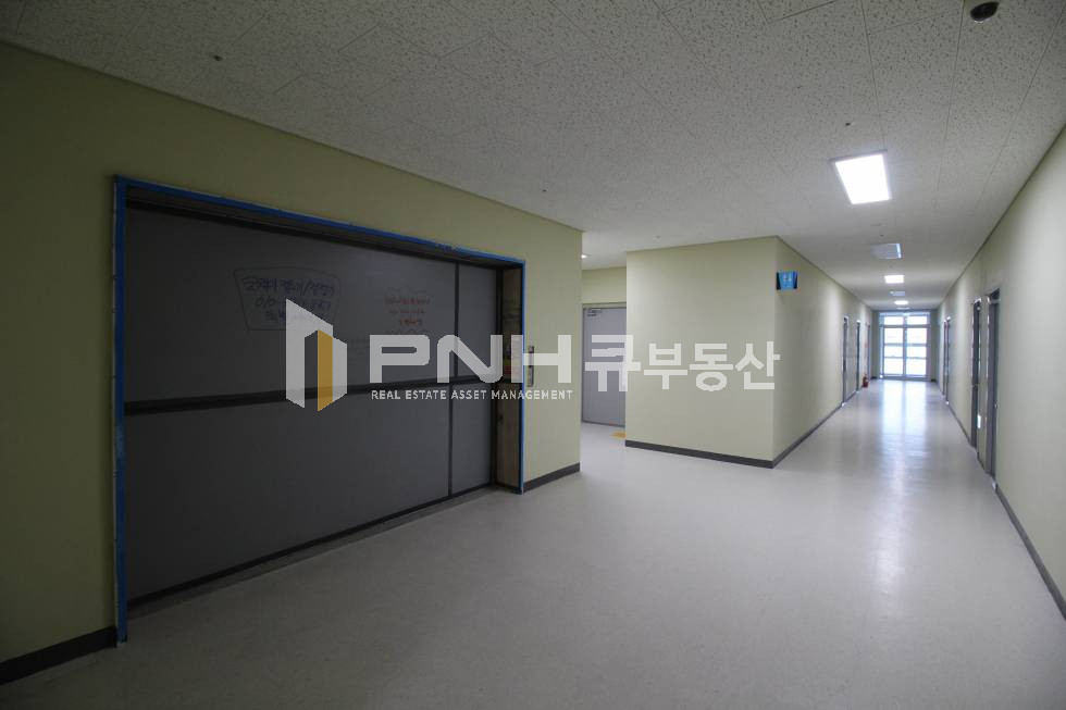 경기 안양동안구 관양동 평촌하이필드 32평 복층가능한 높은층고 월세 매물번호 10390 사진 9