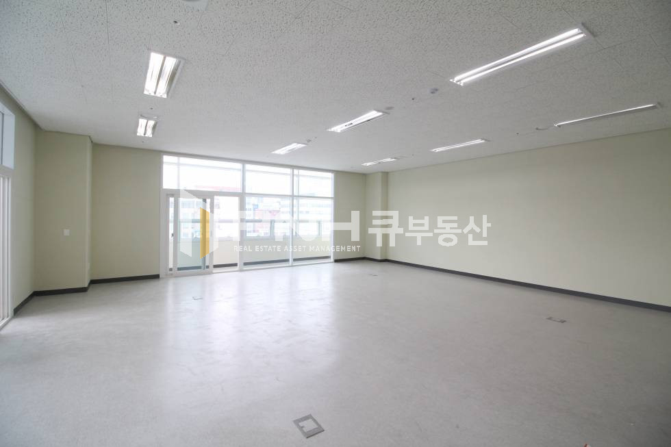 경기 안양동안구 관양동 평촌하이필드 복층가능 50평 사용도 가능! 월세 매물번호 10388 사진 6