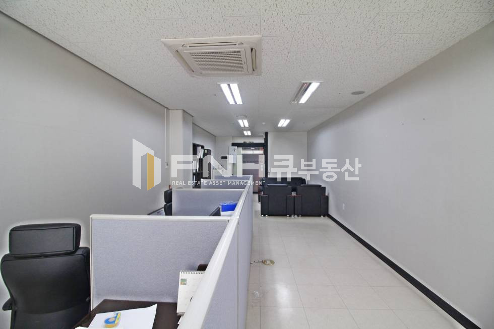 경기 안양동안구 관양동 인테리어 룸1 전용18평 추천 사무실 월세 매물번호 10372 사진 7