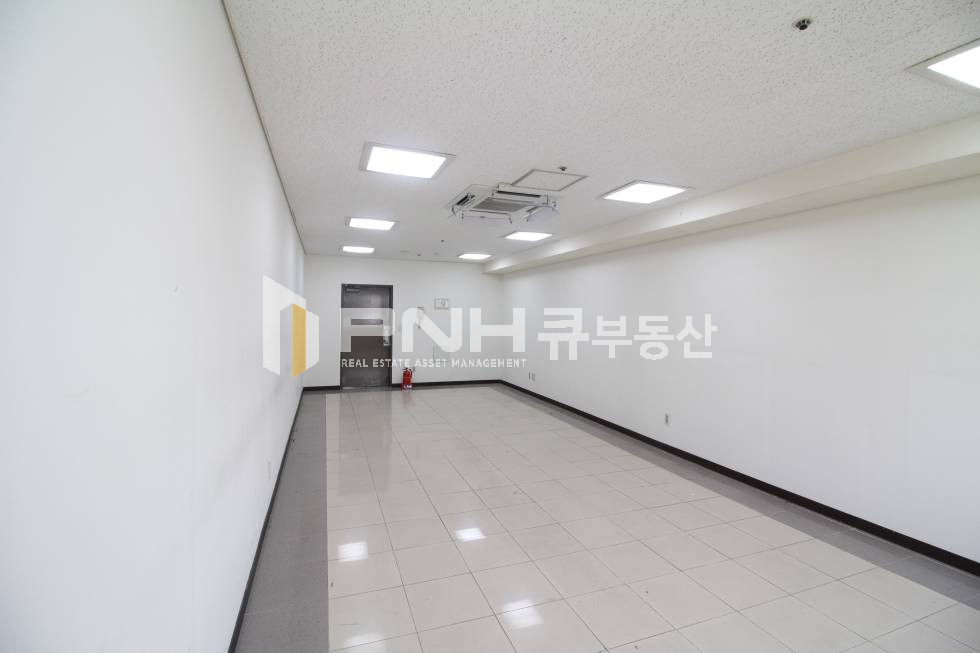 경기 안양동안구 비산동 범계역 중심 전용13평 주차여러대가능, 내부 깔끔 , 소규모 사무실 추천 월세 매물번호 10443 사진 5