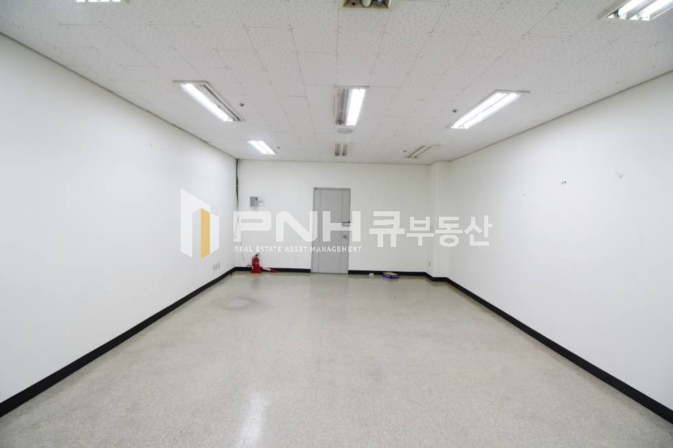 경기 안양동안구 비산동 범계역 초역세권 전용12평 깔끔한 사무실 추천 월세 매물번호 10429 사진 5