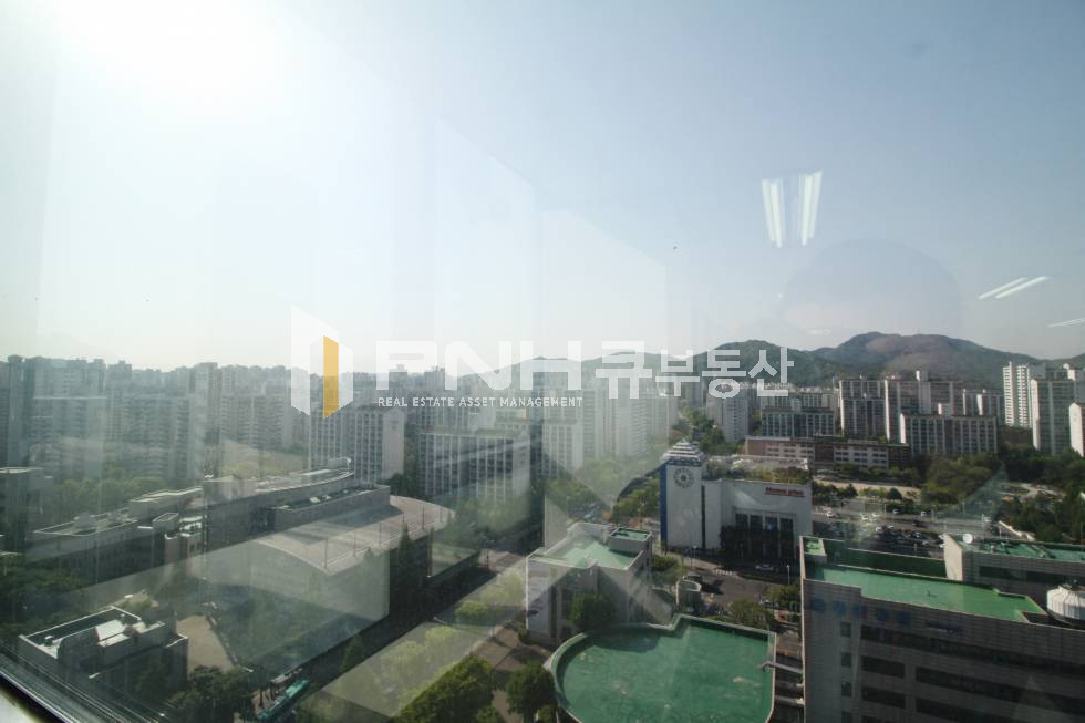 경기 안양동안구 비산동 범계역 도보1분 초역세권 전용19평 코너 양창의 최고 전망 사무실 월세 매물번호 10473 사진 6