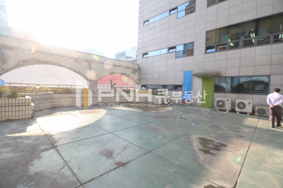 경기 안양동안구 호계동 범계역 초역세권 대형빌딩 내 사무실 전용105평 월세 매물번호 10450 사진 9