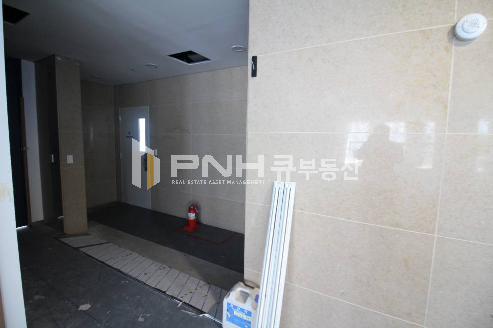 경기 안양동안구 관양동 평촌스마트스퀘어 신사옥 내 전용254평 층전체 사옥임대 매물 월세 매물번호 10463 사진 4