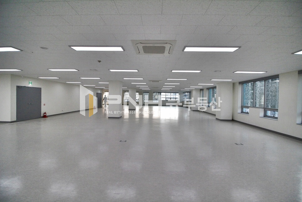 경기 안양동안구 관양동 평촌스마트스퀘어 전용350평 사옥내 고급형 구조 좋은 사무실 월세 매물번호 10469 사진 6