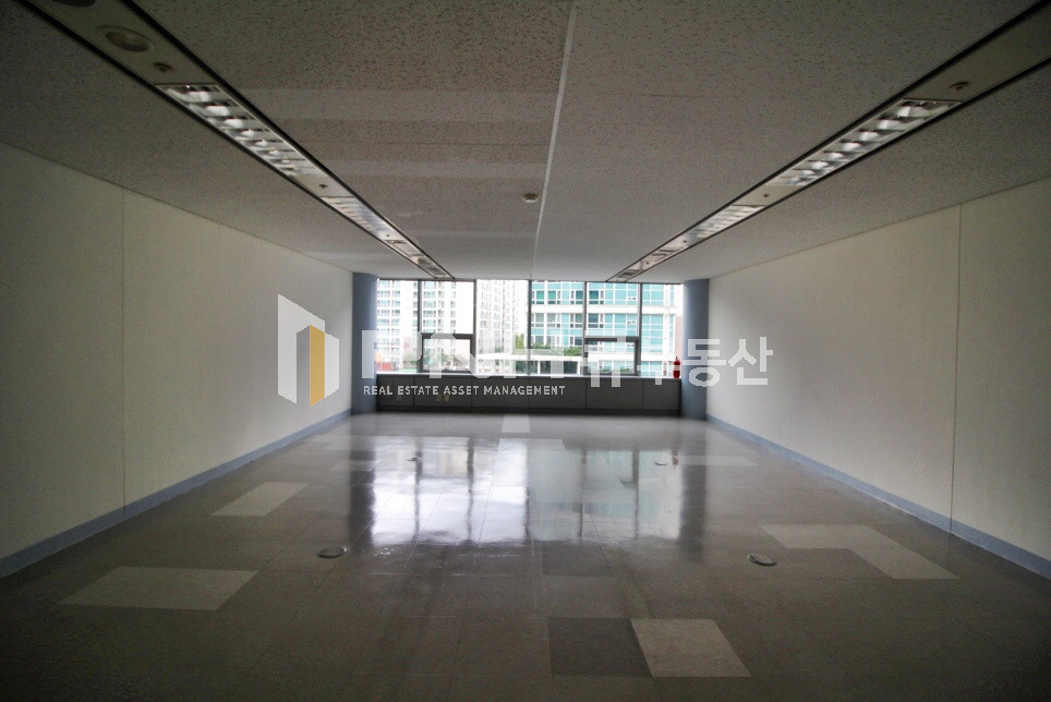 경기 안양만안구 안양동 명학역 초역세권 전용20평 깔끔한 구조 고급형 사옥내 사무실 임대 월세 매물번호 10237 사진 1