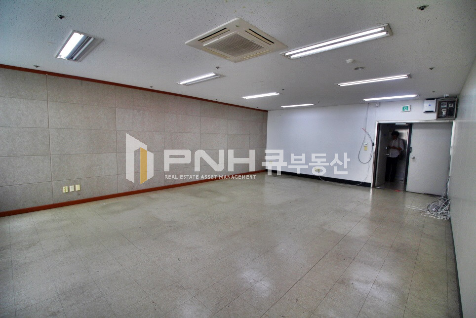 경기 안양만안구 안양동 명학역 전용22평 룸3 깔끔한 구조 사무실 월세 매물번호 10245 사진 6