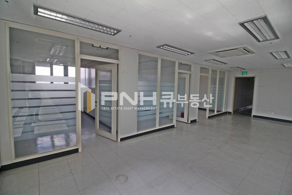 경기 안양동안구 호계동 호계동 신축급 전용211평 룸6 대형사무실 월세 매물번호 10345 사진 9