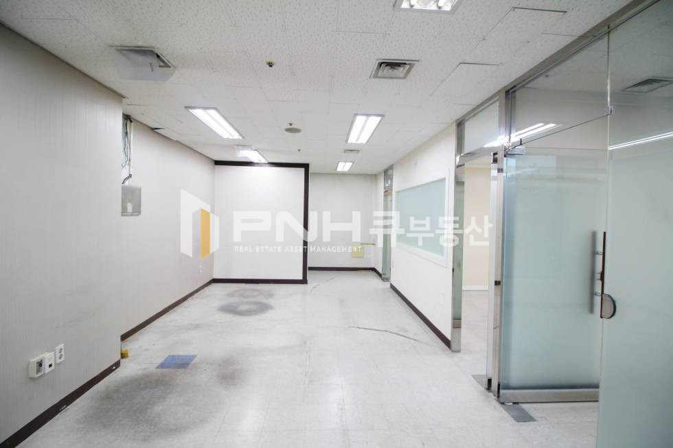 경기 안양동안구 관양동 평촌역 역세권 룸2 인테리어 A급 사무실 월세 매물번호 10526 사진 5