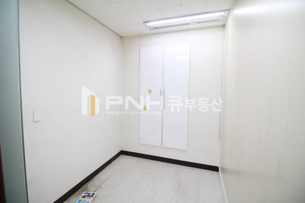 경기 안양동안구 관양동 평촌역 역세권 룸2 인테리어 A급 사무실 월세 매물번호 10526 사진 10