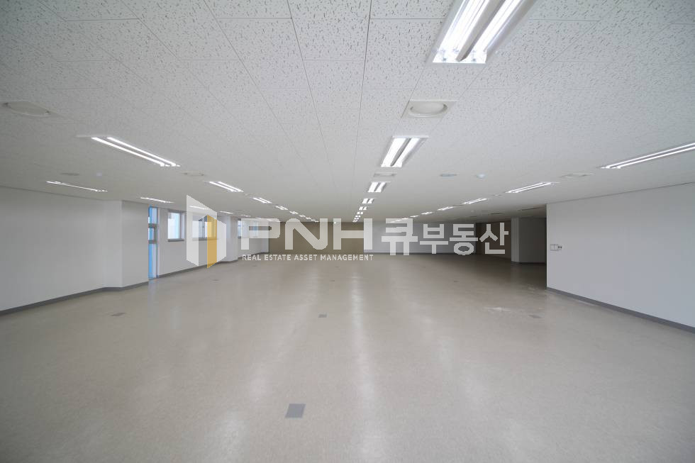 경기 군포시 당정동 군포역 전용112평 사옥내 대형평형 사무실 추천 월세 매물번호 10507 사진 1