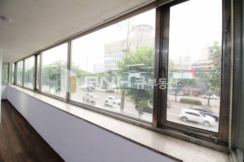 경기 안양동안구 관양동 관양동 실54평 간판설치 가능한 가성비 좋은 대로변 사무실 월세 매물번호 10504 사진 7