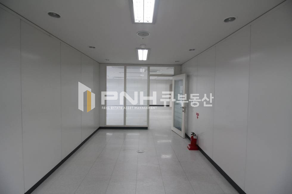 경기 안양동안구 호계동 호계동 대형사옥내 전용36평 가성비 좋은 깔끔한 사무실임대 월세 매물번호 10530 사진 6