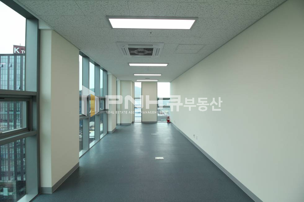 경기 광명시 일직동 광명국제무역센터 소형 섹션오피스 사무실 임대 추천 월세 매물번호 10538 사진 1