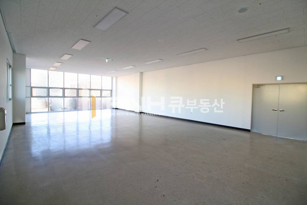 경기 안양동안구 호계동 범계역 신축건물 코너호실 대로변 전용34평 A급 사무실 월세 매물번호 10541 사진 4