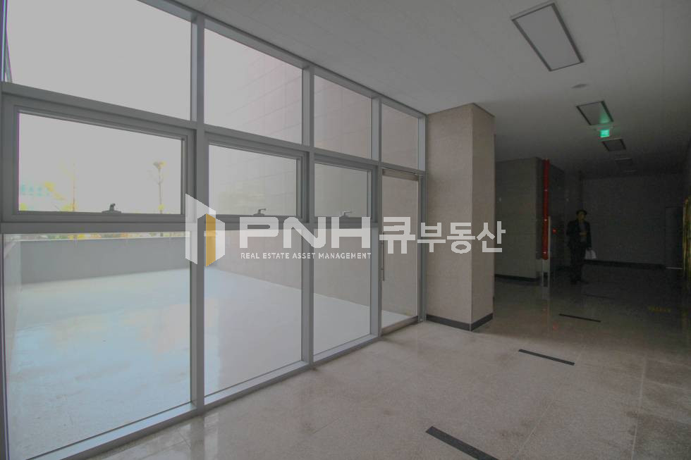 경기 안양동안구 호계동 신축건물 대로변 전용31평 A급 사무실 월세 매물번호 10540 사진 8