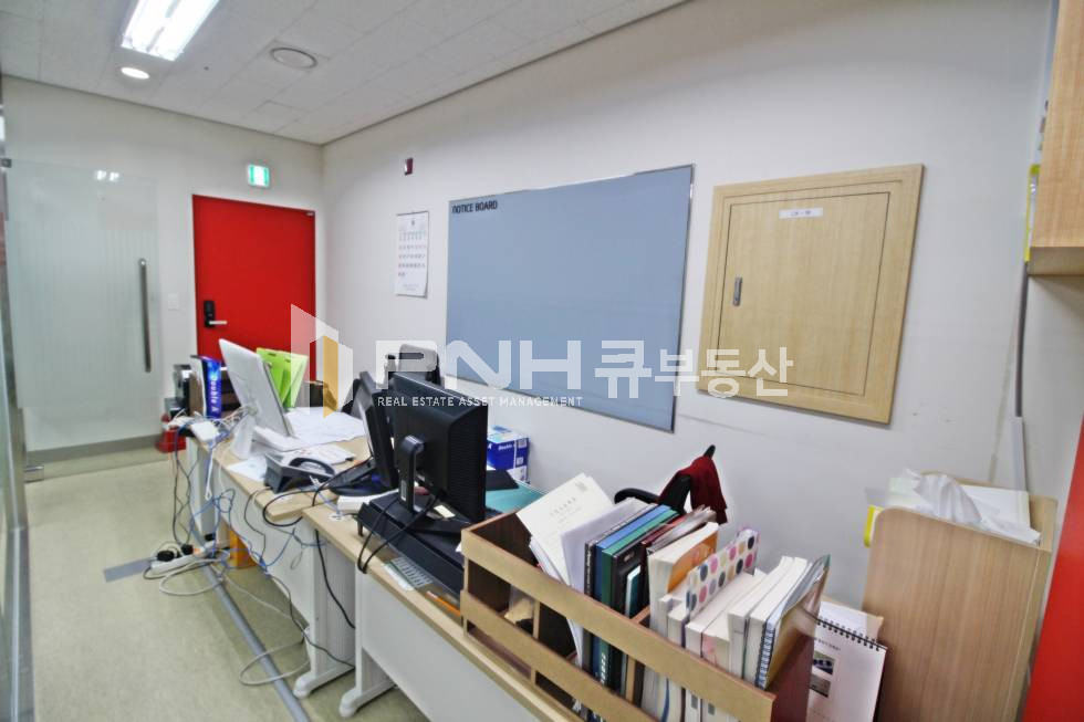 경기 안양동안구 관양동 평촌역 초역세권 전용9평 신축 룸1 시설 좋고 예쁜 소형 사무실임대 월세 매물번호 10547 사진 7