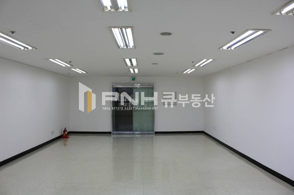 경기 안양동안구 비산동 임대료 저렴하고 깔끔한 범계역사무실 ,전용 19 월세 매물번호 10558 사진 1